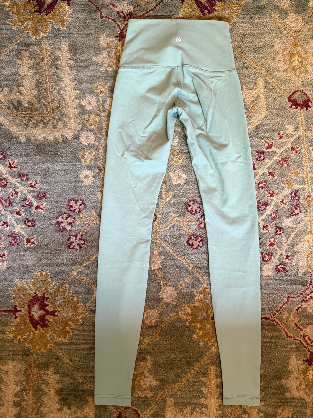 Lululemon High-Rise Leggings, Sage Green, size 4 - Picture 5 of 9